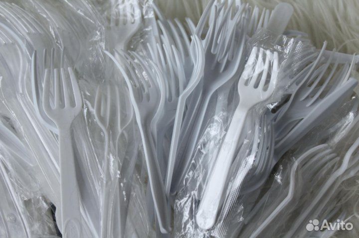 Набор одноразовой посуды (более 100 предметов )