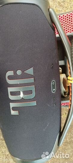 Колонка jbl charge 3