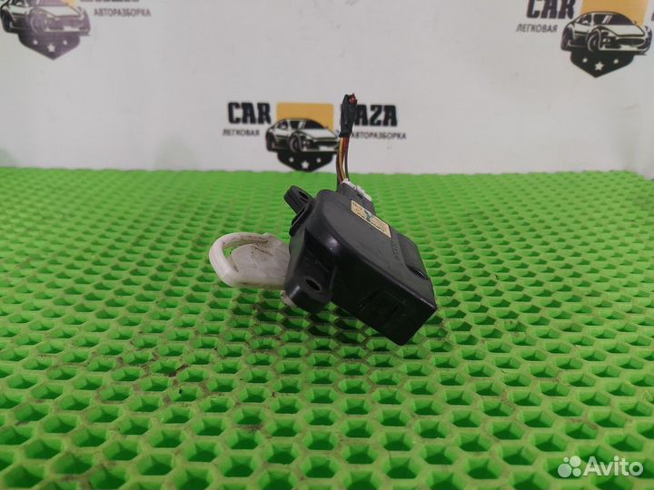 Моторчик заслонки печки Kia Magentis