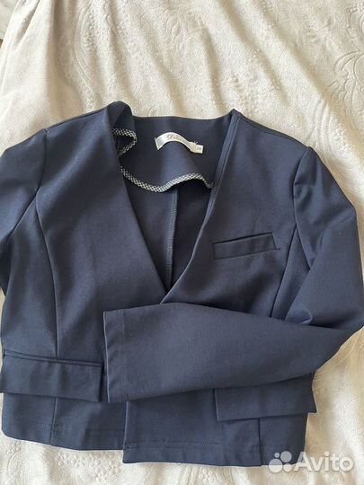 Пиджак для девочки 128