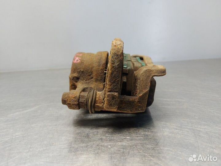 Суппорт задний левый Hyundai Santa Fe 3 DM D4HB