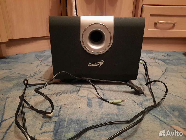 Сабвуфер genius