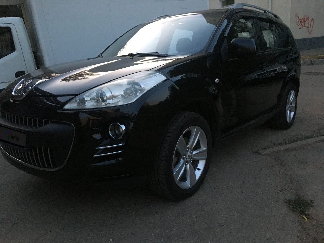 Peugeot 4007: фото владельца