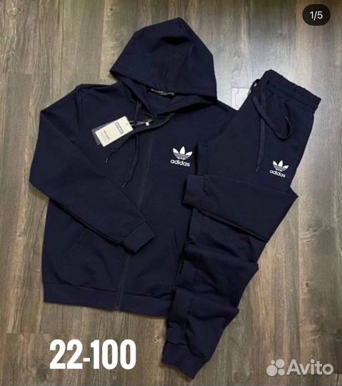 Спортивный костюм adidas