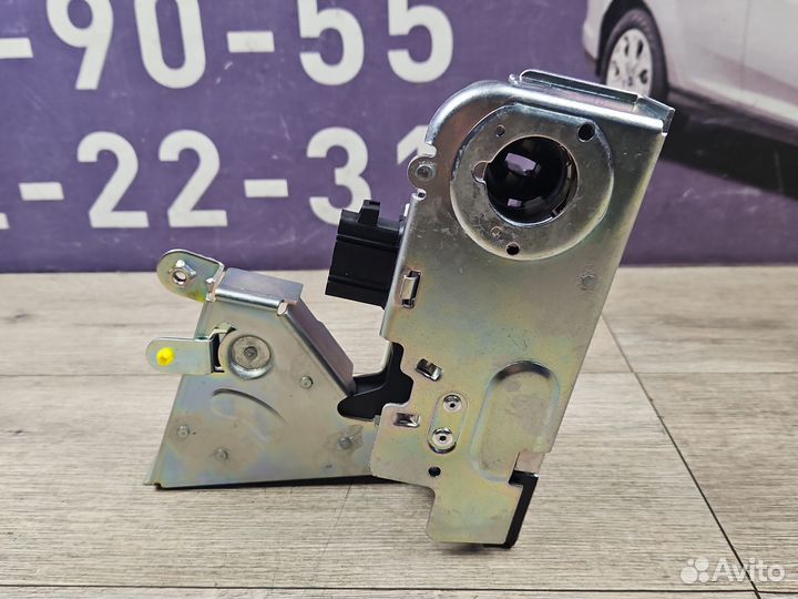 Замок задней правой двери Форд Транзит С 2000-2014