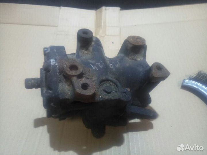 Рулевой редуктор Mercedes-Benz E-Class W124