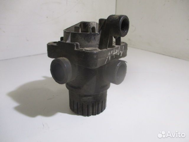 Клапан ускорительный MAN 81521166074