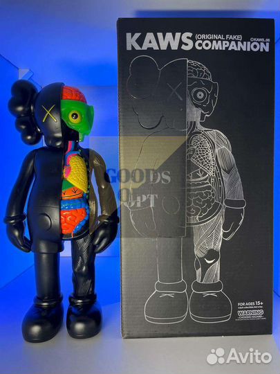 Коллекционная игрушка kaws