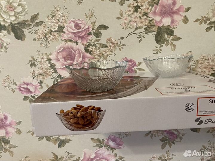 Набор посуды, салатник