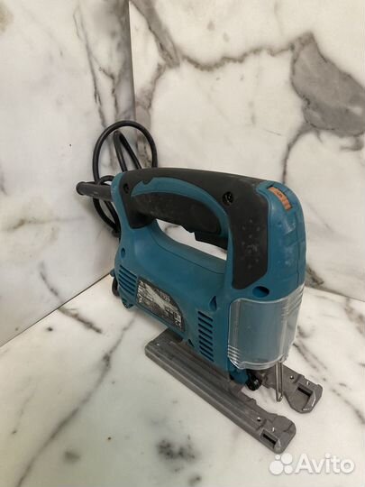 Лобзик makita 4329
