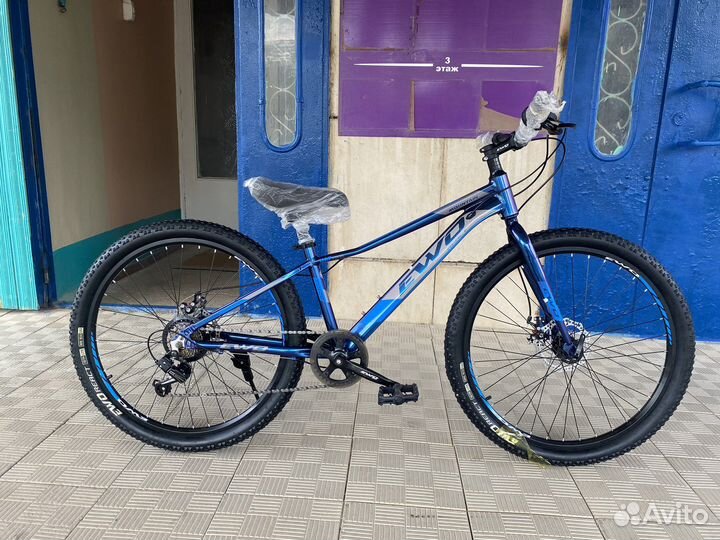 Велосипед новый алюминиевый 26