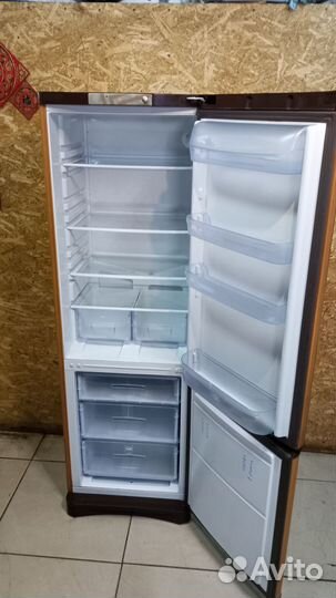 Холодильник indesit