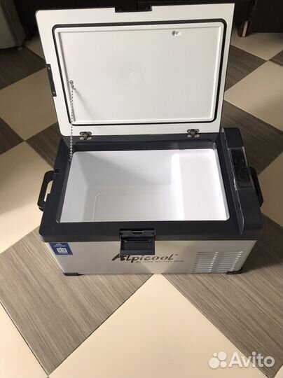 Автохолодильник компрессорный