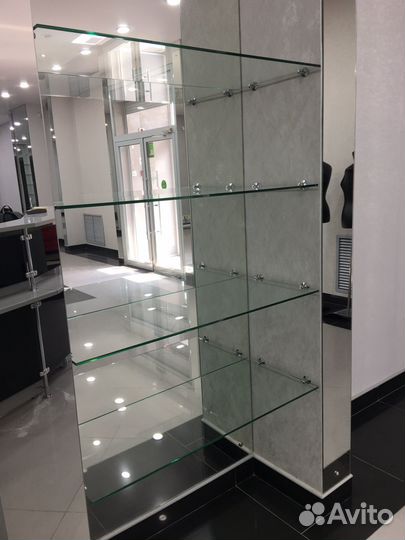 Стеклянные полки