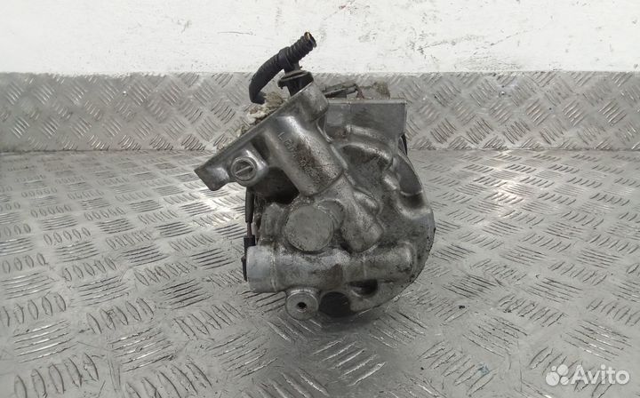 Компрессор системы кондиционирования Renault Megan