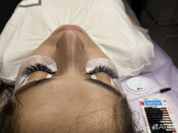 Наращивание ресниц
