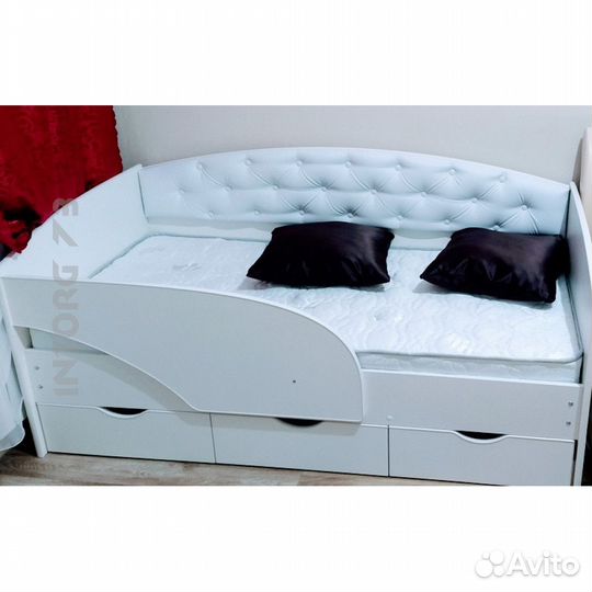 Кроватка Алиса с мягкой спинкой и бортиком