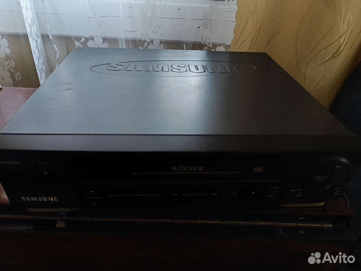 Видеомагнитофон