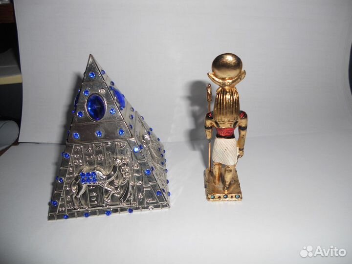 Пирамидка фигурка статуэтка скарабей Египет Амон-Р