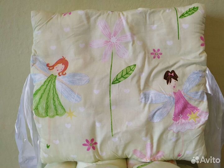 Подушки Бомбон в кроватку