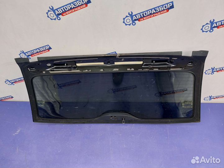 Стекло крышки багажника Volkswagen Touareg 7L 2006