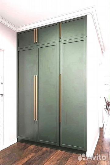 Встроенные шкафы в классическом стиле под заказ