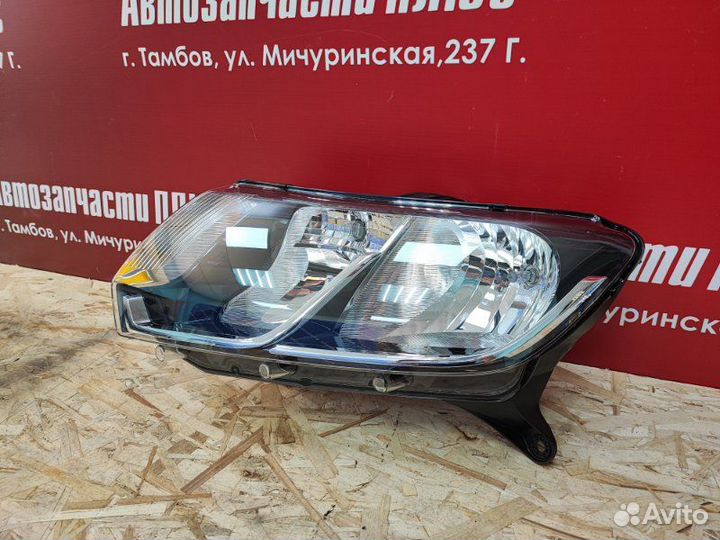 Фара передняя левая Renault Sandero Stepway 2