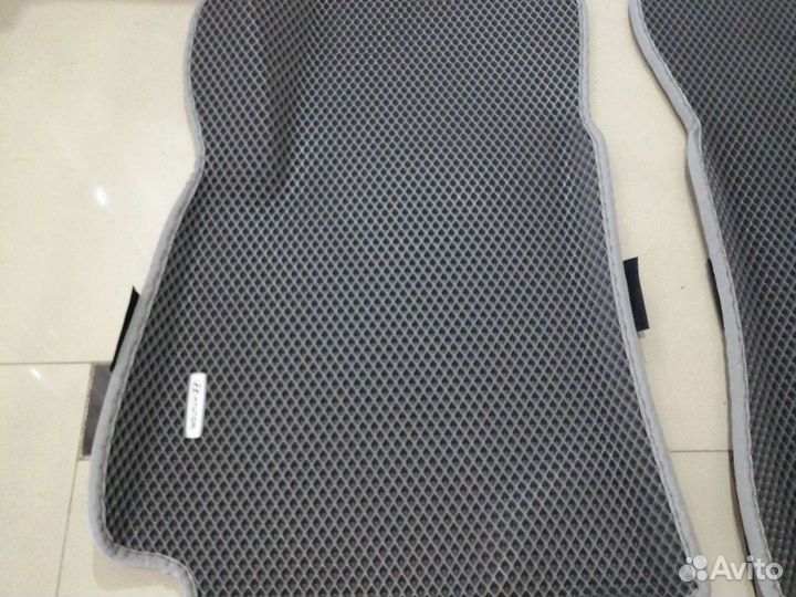 Коврики Eva 3D с бортом для Hyundai Accent серые