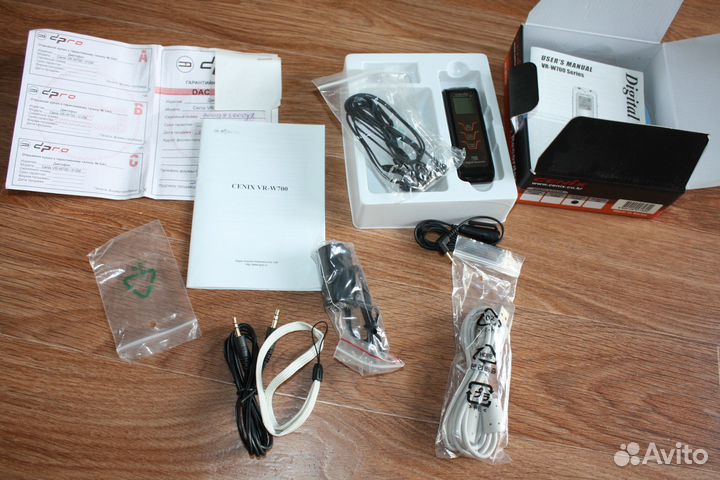 Цифровой диктофон cenix VR-W700