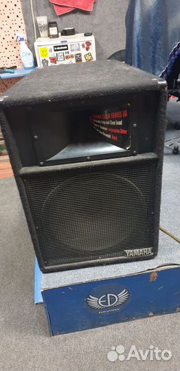 Акустика колонки Yamaha