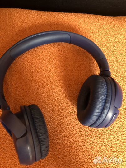 Беспроводные наушники jbl