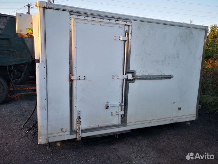 Продам будку рефрижератор