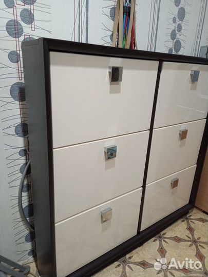 Прекрасная тумба для обуви в прихожую