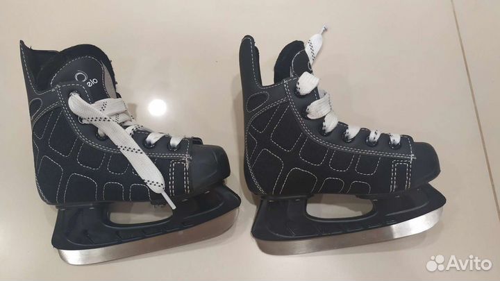 Коньки хоккейные