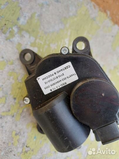 Моторедуктор заслонки отопителя priora