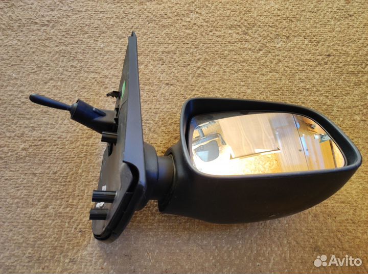 Зеркало правое renault logan 2