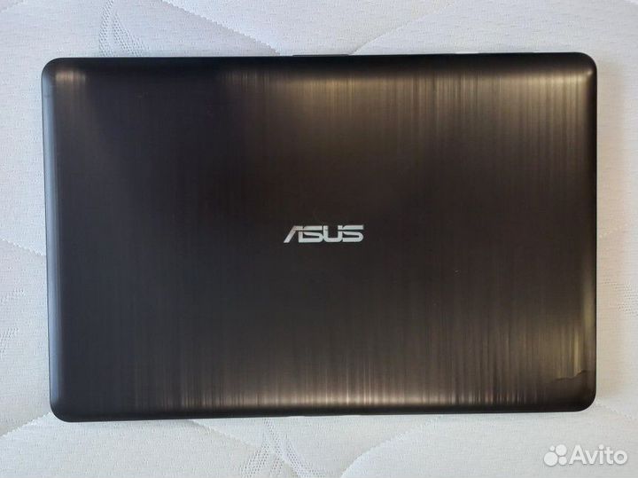 Ноутбук asus