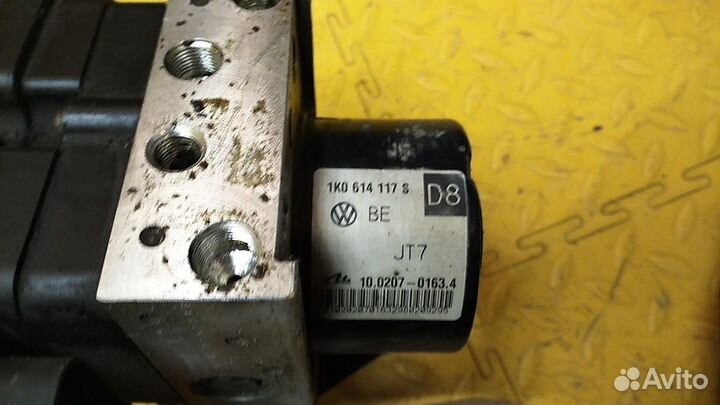 Блок ABS (насос) Octavia (A5 1Z)