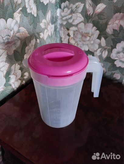 Кувшин на 2,5 л. с крышкой для воды,компота, кваса