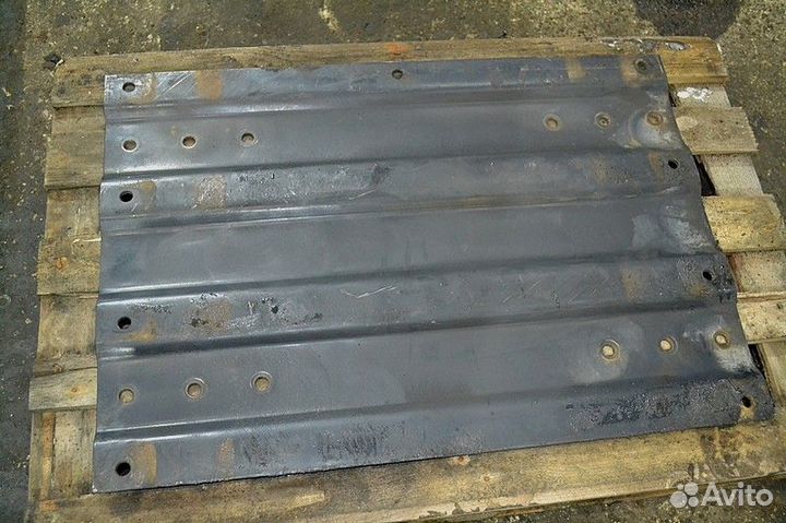 Пластина под сцепное устройство (седло) MAN TGX 18.440 (01.07)