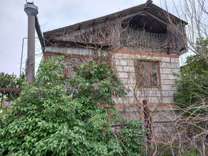 Дом 40 м² на участке 6 сот.