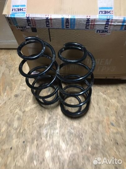 Пружины передние приора