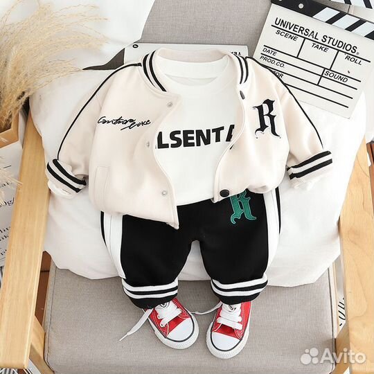 Спортивный костюм