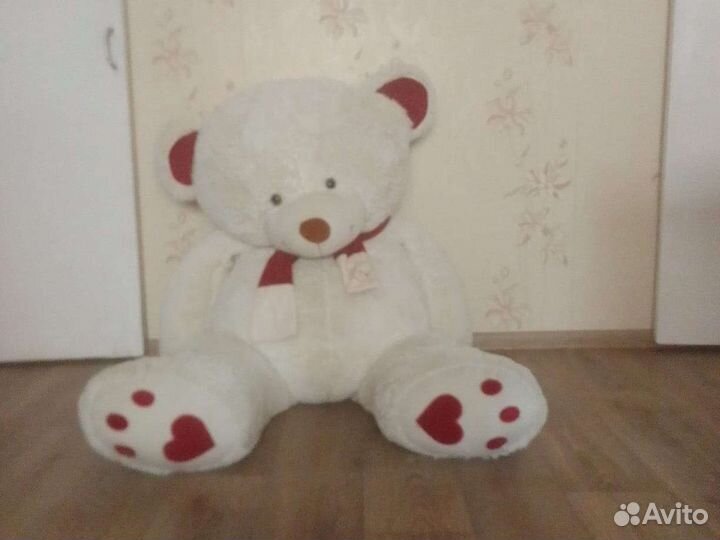 Большие плюшевые медведи