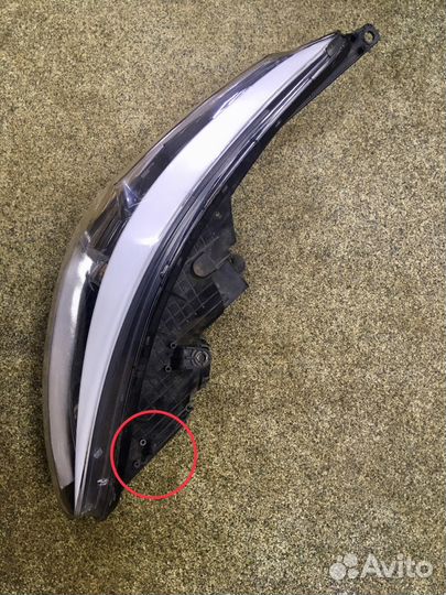 Фара правая Kia Ceed с 2012 года