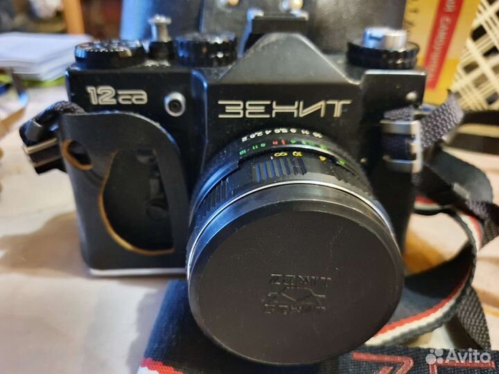Фотоаппарат зенит 12сд с обьективом helios-44M-4