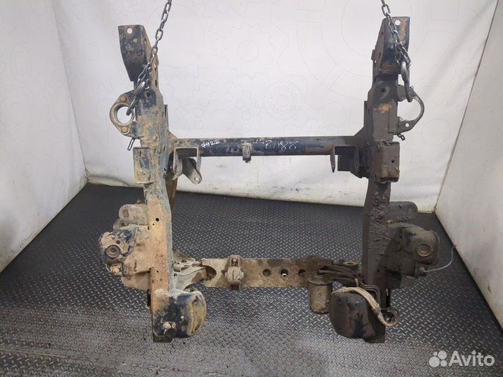 Балка подвески передняя Mitsubishi Pajero, 1992