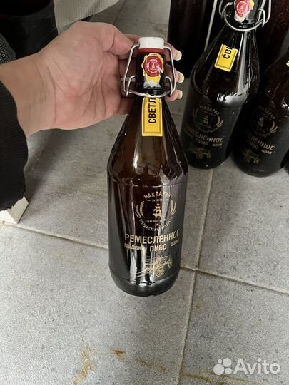 Стеклянные бутылки с бюгельной пробкой