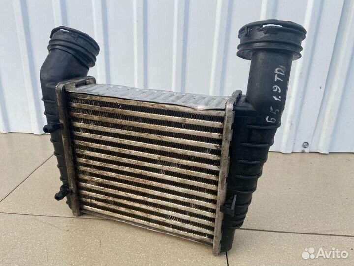 Радиатор интеркулера Volkswagen Passat B5+