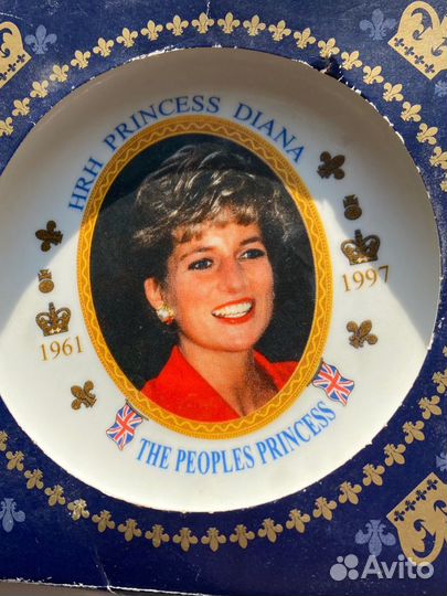 Фарфоровое блюдце с Дианой